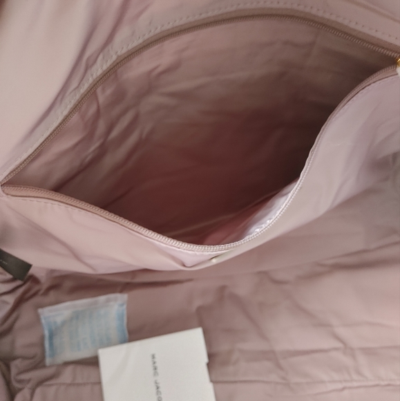 Marc Jacobs Weekender Nylon Quilted Large Duffle Satchel Crossbody Bag - Picture 6 of 16